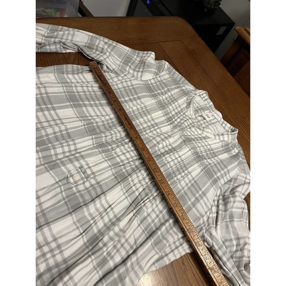 GAP Womens Gray & White Plaid Collar Pleated Front Flannel Blouse Sz Small EUC - Picture 9 of 9